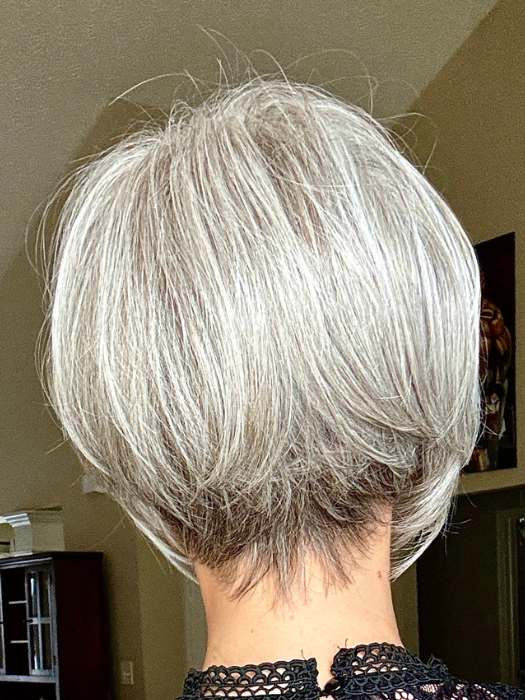 Nichole Corbett @nicholealee wearing IGNITE by JON RENAU in color 56F51 OYSTER | Light Grey with 20% Medium Brown Front, graduating to Grey with 30% Medium Brown Nape